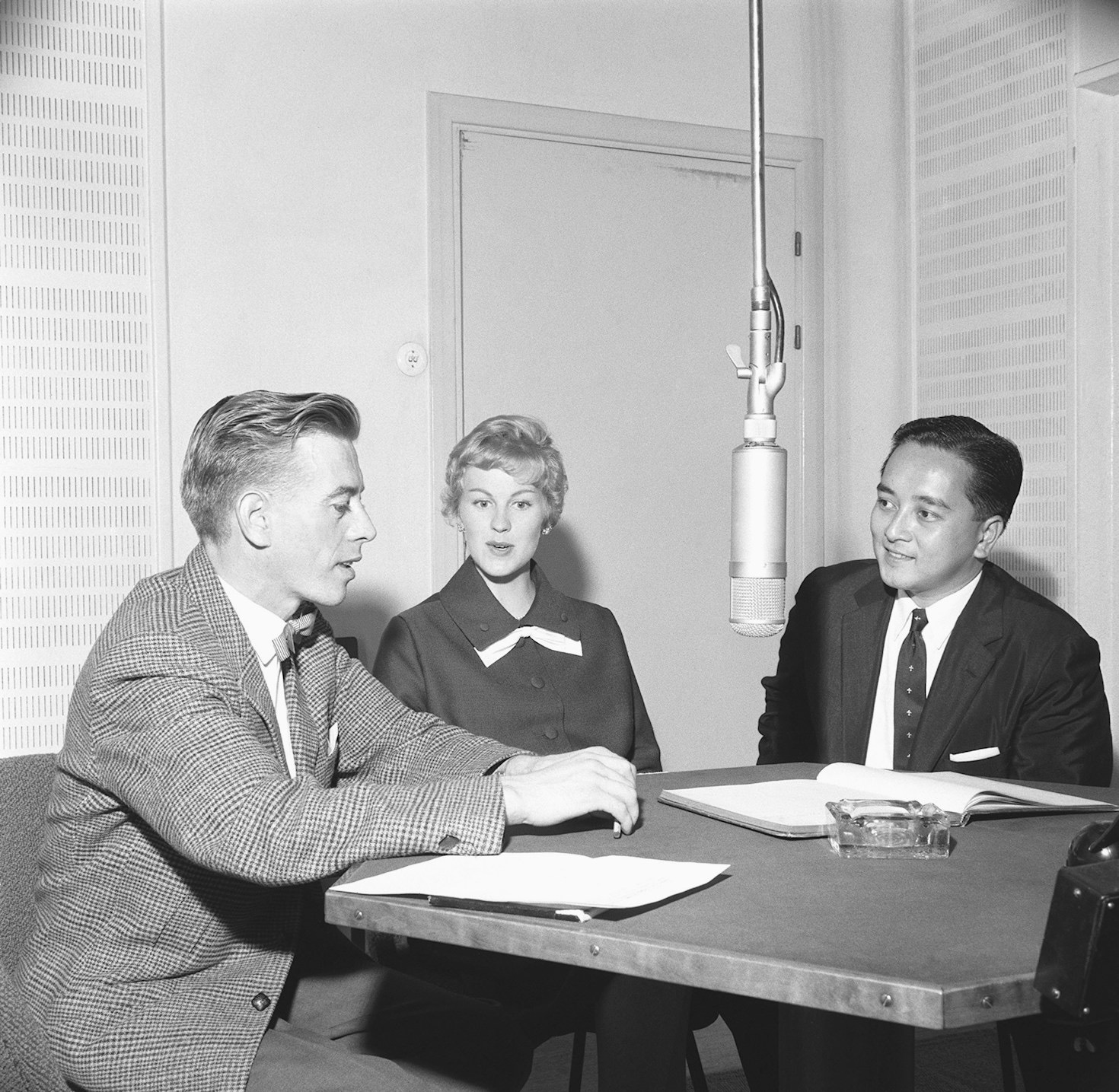 Transforming Ideas Into Captivating Audio Stories